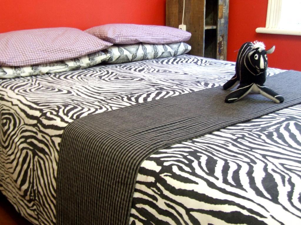 African Heart Backpackers Cape Town Room photo