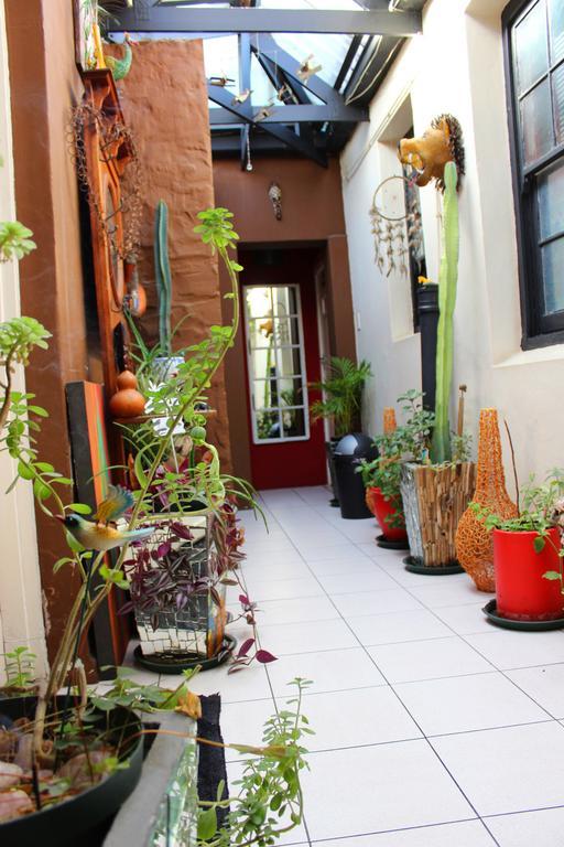 African Heart Backpackers Hostel Cape Town Exterior photo