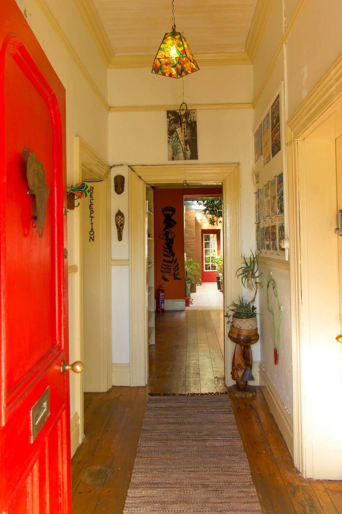 African Heart Backpackers Cape Town Exterior photo